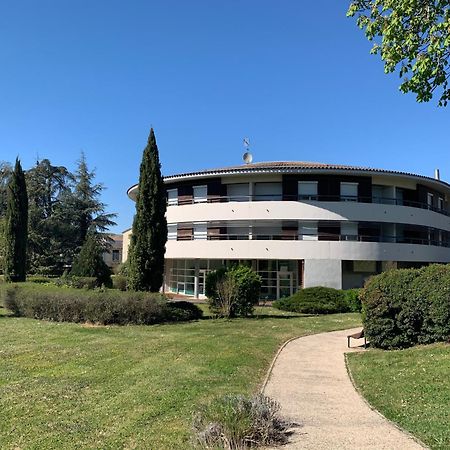 Residence "Les Fontaines" Des Thermes De 卡斯特拉韦迪藏 外观 照片