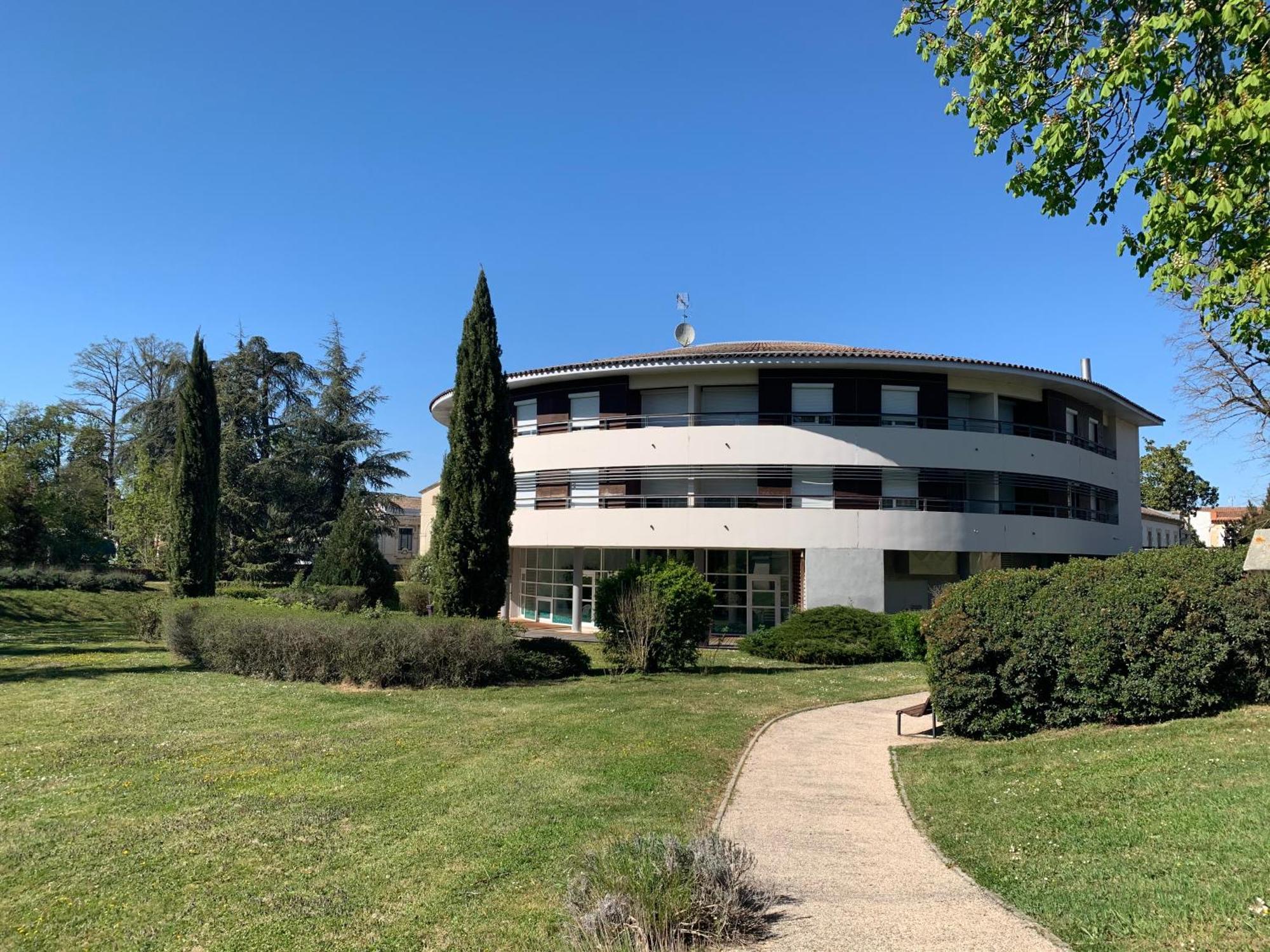 Residence "Les Fontaines" Des Thermes De 卡斯特拉韦迪藏 外观 照片